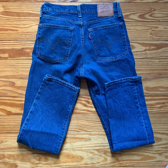 Levi’s Wedgie Straight dark wash jeans - Picture 7 of 11